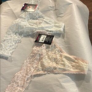 Elegant Lace Panty Set - White and Cream